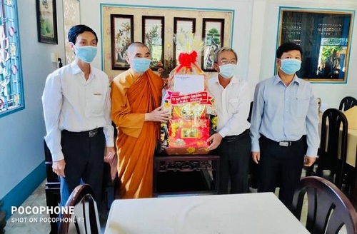 Phái Đoàn Mặt Trận Tổ Quốc Việt Nam Tỉnh Đồng Nai Chúc Mừng Đại Lễ Phật Đản